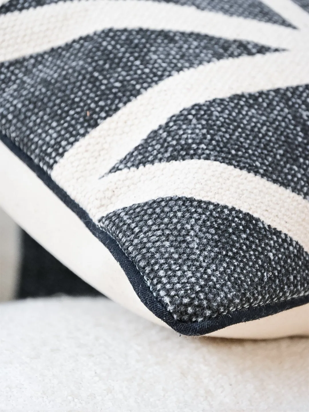 BIRMINGHAM - LUMBAR CUSHION COVER