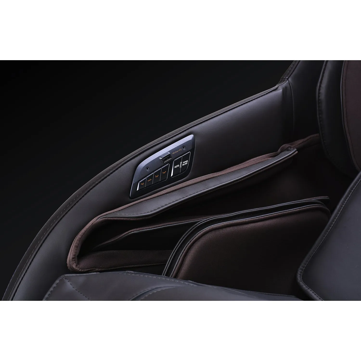 Brookstone BK 650 Massage Chair