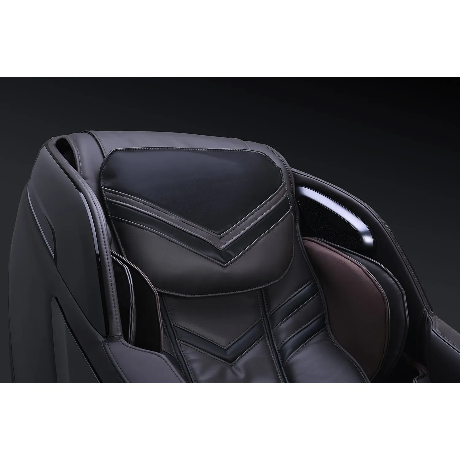 Brookstone BK 650 Massage Chair