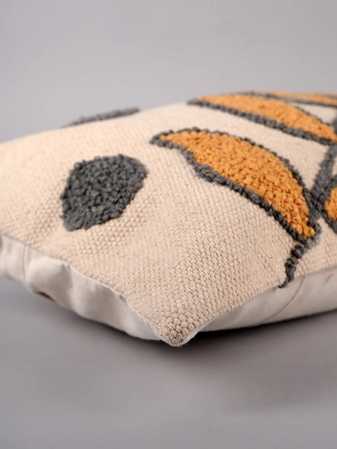 EYDA - LUMBAR CUSHION COVER